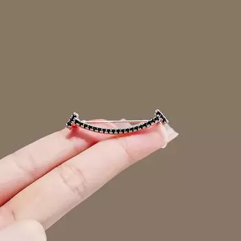 Healing Smile Pin Женская анти-ходячая пряжка Нежная маленькая брошь Темперамент Корсаж Украшение на вырез свитер Кардиган Аксессуары