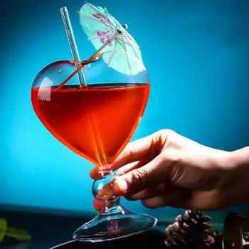 Heart Love Shaped Glass Cup Cocktail Glass Tea Beer Mugs Milk Coffee Cup Wine Goblet Cup Drinkware Funny Couple Cups Gift 201-300ml