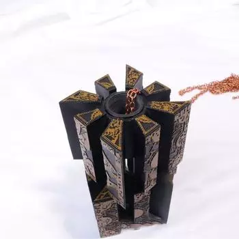 Hellraiser Puzzle Box Puzzle Cube Съемный с деформацией основания Puzzle Lock Box Украшение Terror Figures Film Serie Cube 1PC