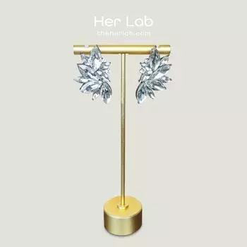 Her Lab | привлекательные серьги из циркония | фестончатый дизайн | элегантные аксессуары