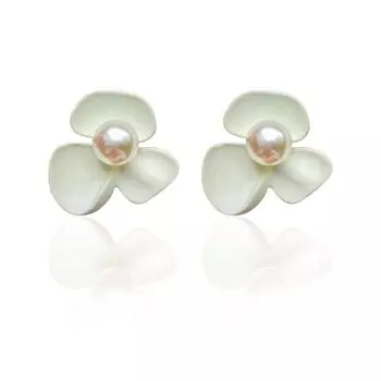 Her Lab | серьги-гвоздики с белыми цветами | серьги с натуральным жемчугом | изысканные женские украшения | набор шкатулок для украшений