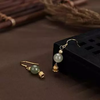 Hetian Jade Цветок ландыша Ушной крючок Легкий Роскошный Ретро Стиль Модный Индивидуальный Высококачественный Ушной крючок
