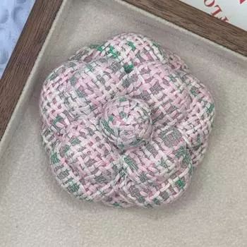 High-End Camellia Brooch Graceful Fabric Tweed Corsage Pin Retro Fashion Suit Coat Accessories Pink green flower