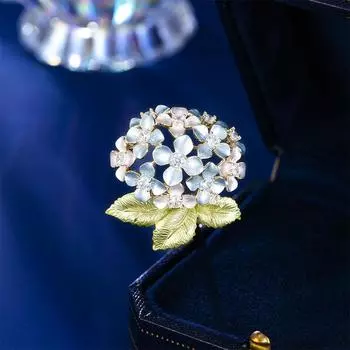 High-end fashion purple hydrangea brooch women s high-end sense light luxury versatile flower pin anti-light accessories corsage фиолетовый