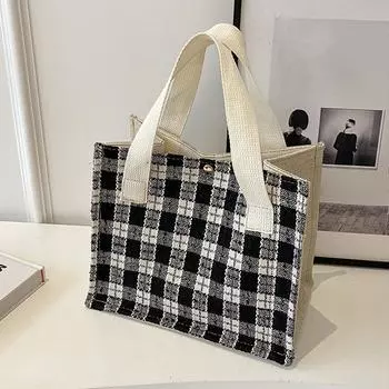 High-End Niche Bag Women S Lunch Box Bento Bag Women S Japanese Girl Fashion Versatile Single Shoulder Satchel