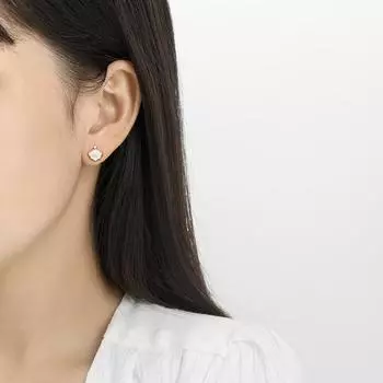 High-end temperament simple white Fritillaria earrings