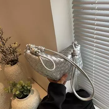 Высококачественная сумка-мессенджер с плетеным узором и нишевым дизайном 2024 года, новая популярная сумка-полумесяц с пельменями в этом году