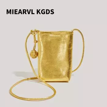 High-Grade Dopamine Mobile Phone Bag Women Shoulder 2025 New Summer Mini Small Bag Lightweight Walking Shoulder Bag Oilskin gold
