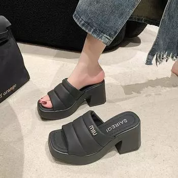 High-heeled cool slippers for women to wear outside 2024 summer new simple casual thick-heeled high-heeled one-word cool slippers for women 35 чёрный