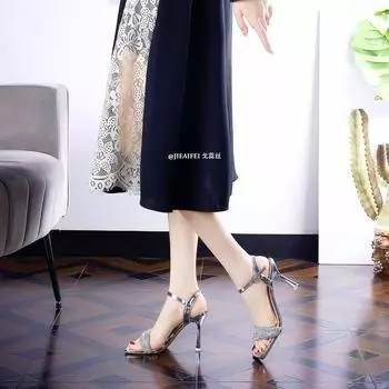 High-heeled sandals women s 2024 summer new Korean version fashion one-word buckle with high-heeled square head rhinestone stiletto sandals 35 шампанского