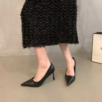 Туфли на высоком каблуке, женские туфли французского темперамента, светская львица, весна 2025, черные, простые, с заостренным носком, на шпильке 34 чёрный
