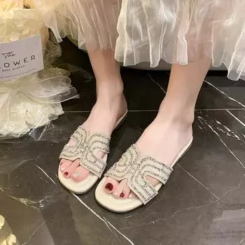 High sense Internet celebrity flat bottom one-word shoes women s summer wear 2025 new super fire heightening non-slip cool slippers 35