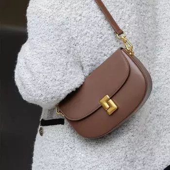 High Sense Niche Design Маленькая сумка Сумка через плечо Женская сумка для поездок на работу Сумка через плечо Сумка-седло кофейный