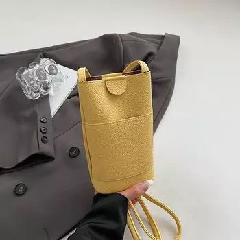High Sense Western Style Small Bag Women s 2025 New Summer Versatile Messenger Bag Small Lightweight Walking Mobile Phone Bag Yellow without pendant