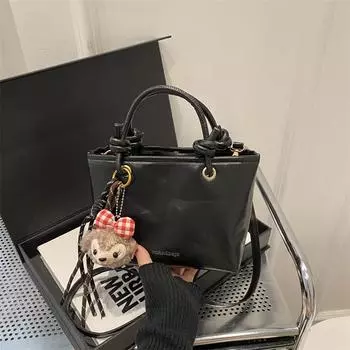 High Value Retro Brown Small Bag Women S Versatile Messenger Bag Portable Bucket Bag