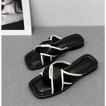 High-value slippers for women s summer outer wear 2025 new indoor flat-bottomed ins cross beach one-word cool slippers for women 35