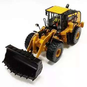 Highline Series CAT 966M Wheel Loader 1/50 жёлтый