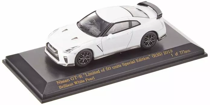 Hiko Seven CARNEL64 Nissan Limited of 50 units Special Edition 2019 Brilliant White Pearl Finished Product CN640034 1/64 GT-R (R35)