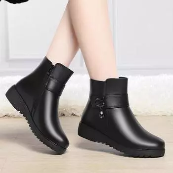 Хлопковые ботинки для мам, женские зимние новые бархатные теплые хлопковые туфли для пожилых людей, удобные кожаные туфли для женщин среднего возраста, короткие ботинки с круглым носком 35