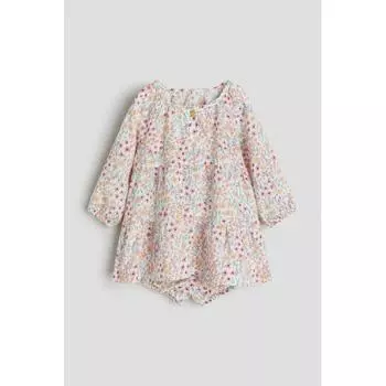 HM Dress Комплект с пышными шортами, белый цветочный принт