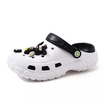 Hole shoes are non-slip, anti-foot odor and non-grinding feet. Women wear thick-soled heightening cartoon cool slippers. Summer slippers 35-36 белый