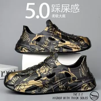 Hole shoes men s 2025 summer new wear, stepping on shit, thick-soled sports men driving to work, coconut sandals 39 чёрный