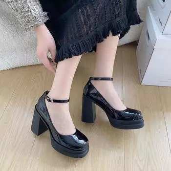 Hollow High-heeled Women Sandals New Patent Leather Square Toe Women Shoes Waterproof Thick Heel Shoes Summer 2024 Sandals 34 чёрный