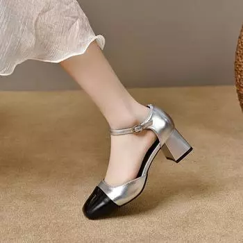 Hollow sandals women s summer new Xiaoxiangfeng color matching thick-heeled sandals one-word buckle elegant temperament high heels 34