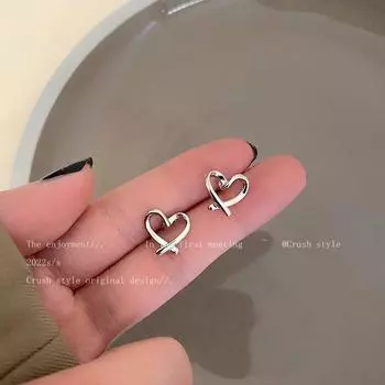 Холодный стиль Полое сердце Женский клип для ушей Silver Heart (Silver Needle)