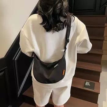 Холщовая сумка для женщин, большая вместимость, летняя сумка через плечо Niche Design, модная сумка-пельмень чёрный