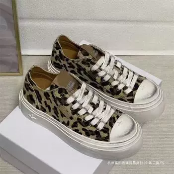 Холщовые туфли с крестообразным цветком 2025 года, летняя мода, новые туфли с круглой вышивкой и увеличенной высотой, женские повседневные грязные туфли 35 чёрный