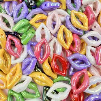 Home Party Supplies 20 pcs/pack Perforated Acrylic Beads Bracelet 15.4 * 25.3mm Colorful Accessories Lip Print Lip DIY Accessories Vertical Hole зелёный
