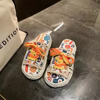 Домашние тапочки Туфли на толстой подошве Тапочки женские Модные мягкие плоские роскошные резиновые тапочки с перекрестными ремешками в стиле граффити для женщин 35