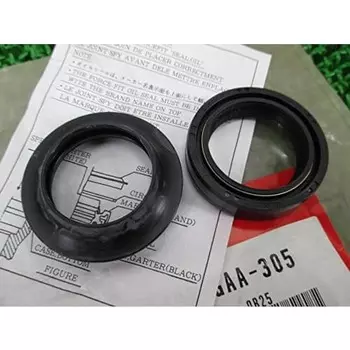 Honda Ape 50/100 оригинальный сальник вилки F 51490-GAA-305