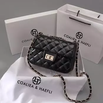 Hong Kong Brand Fancy Quilted Small Chain Square Bag Women s 2025 New Arrival Underarm Bag Easiest for Match Shoulder Messenger Bag Black light gold chain [Collection Gift Box Set]]