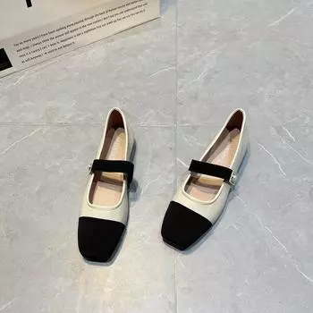 Hongtong Xiaoxiangfeng square head single shoes 2025 new one-word belt Mary Jane women s shoes color matching grandma shoes versatile ladyshoes 35