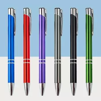 Хорошая шариковая ручка, пластик, гладкое письмо без пропусков