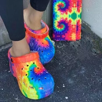 hot6Popular Leopard Shoes Serpentine Small Hole Women High Heels Sandals Cute Slippers Platform Summer Lady Casual Shoes 36