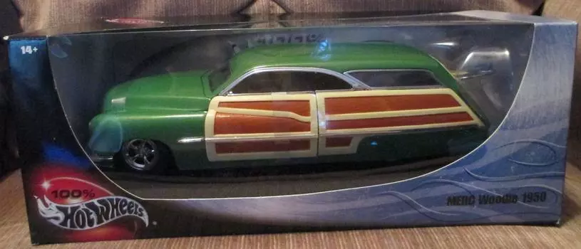 Hot Wheels Mark Woody MT50432 Finished Product 1/18 (Green) зелёный