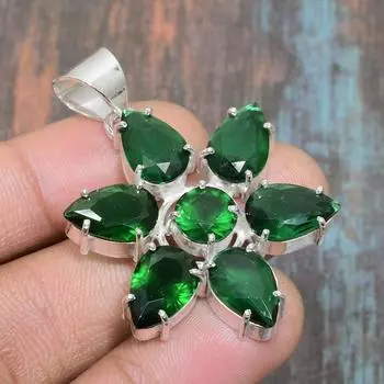 Хромированный диопсид драгоценный камень ручной работы стерлингового серебра 925 пробы ювелирные изделия кулон враг женщины 1.77 Inches зелёный