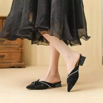 Huiliya baotou half slippers women s outer wear 2025 new pointed temperament French rhinestone Muller Y6088-1 35 чёрный