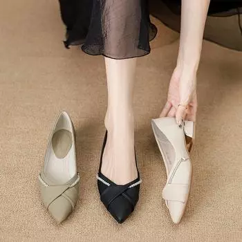 Huiliya new French pointed pearl low-heeled single shoes thick-heeled women s shoes light mouth versatile single shoes women s D896-366 35 чёрный