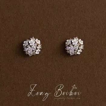 Hydrangea Bouquet ~ French Fairy Earrings 2024 New Studs Special-Interest Design Fancy Mori Style Ear Rings Hydrangea bouquet]