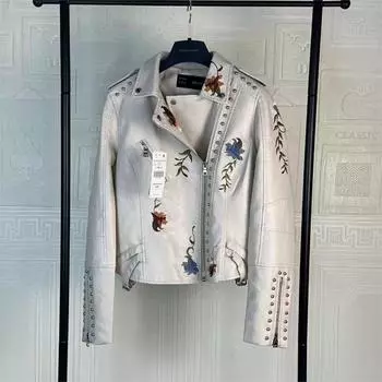 И кожаная куртка для женщин. Новая модная куртка с заклепками и универсальная женская кожаная куртка-топ.