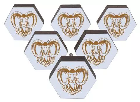 IBA Indianbeautifulart Белая коза Животное с гравировкой Деревянные дверные ручки для шкафа Потяните за ручку Упаковка 2 x 2 Inches - Hexagon белый