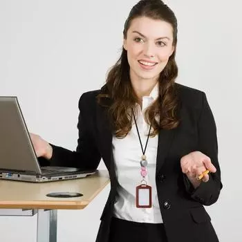 Ремешок для удостоверения личности, украшенный бисером, с брелоком, регулируемый размер, вращающийся, широко используемый держатель для удостоверения личности, брелок для ключей, ремешок E