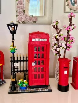 Ideas Red London Telephone Box Building Blocks Sets Classic British symbol Bricks Toys For Adult Children Gifts Home Dcor bagged