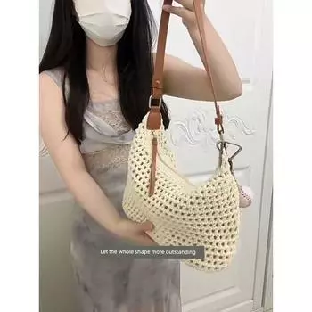 Idle Style Straw Underarm Bag Women 2025 New Seaside Leisure Vacation Large Capacity Woven Tote Bucket Bag Creamy-white separate bag