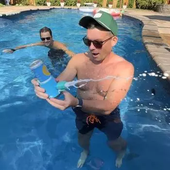 Игра Yousheng Drink Roulette, пружинный дозатор напитков, игра Twist-and-Pass, реквизит для игры в выпивку, забавные подарки в виде белого слона синий