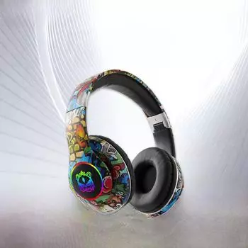 Игровая гарнитура Bluetooth со светодиодной подсветкой 8686 с граффити-дизайном чёрный